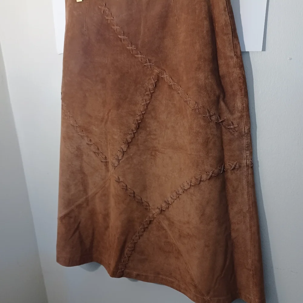 Vintage Faded Glory Brown Suede Midi Skirt With X Design Zip-Up Closure Side 12 - Picture 7 of 11